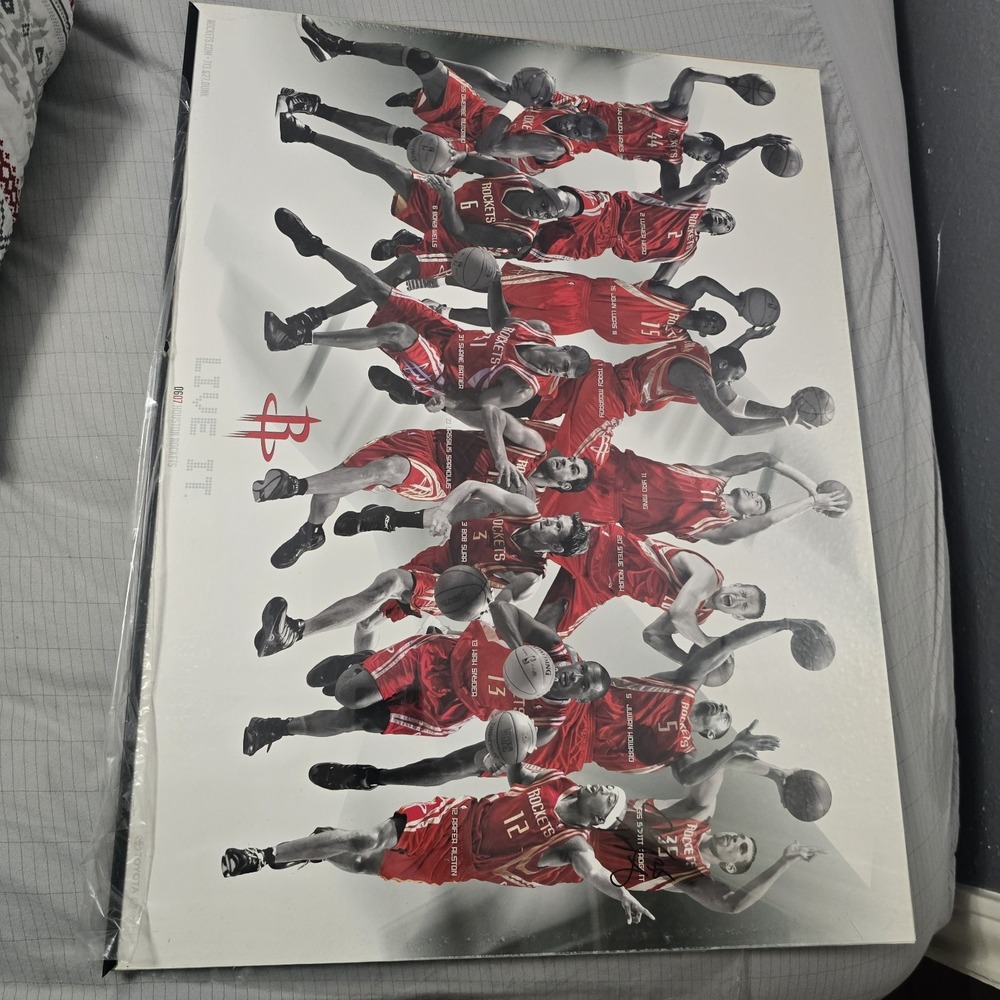 Houston Rockets 2006-07 NBA Team Poster Framed Autographed 24x18 Basketball